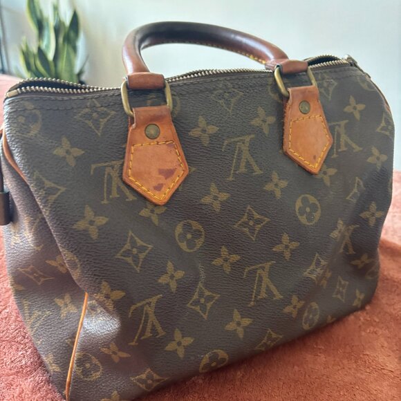 Louis Vuitton Monogram Speedy 25 - Picture 2 of 7